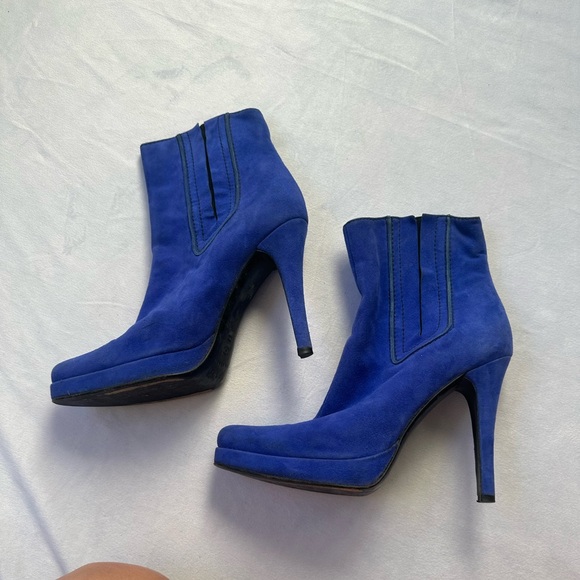 Casadei Blue Suede Leather Heeled Booties - Picture 5 of 12